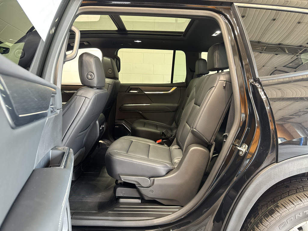 New 2026 GMC Acadia Elevation w/ Elevation Premium Package AWD/4WD image 10