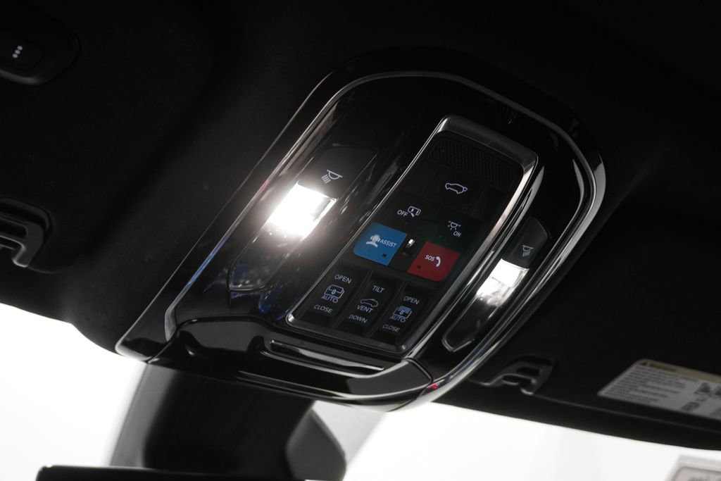 Certified 2024 Jeep Grand Wagoneer L Series II w/ Quick Order Packagew 28T image 31