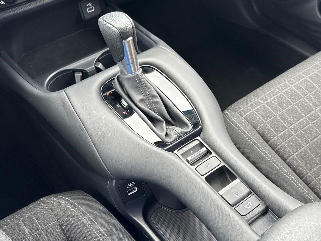 Certified 2023 Honda HR-V LX image 30
