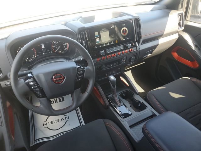 Certified 2025 Nissan Frontier PRO-4X w/ Interior Protection Package image 11