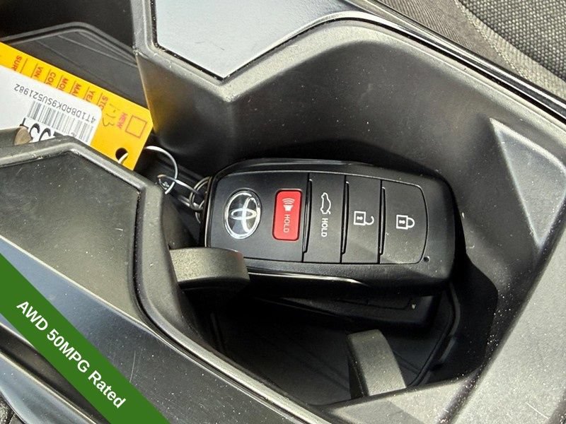 Used 2025 Toyota Camry LE AWD/4WD image 28