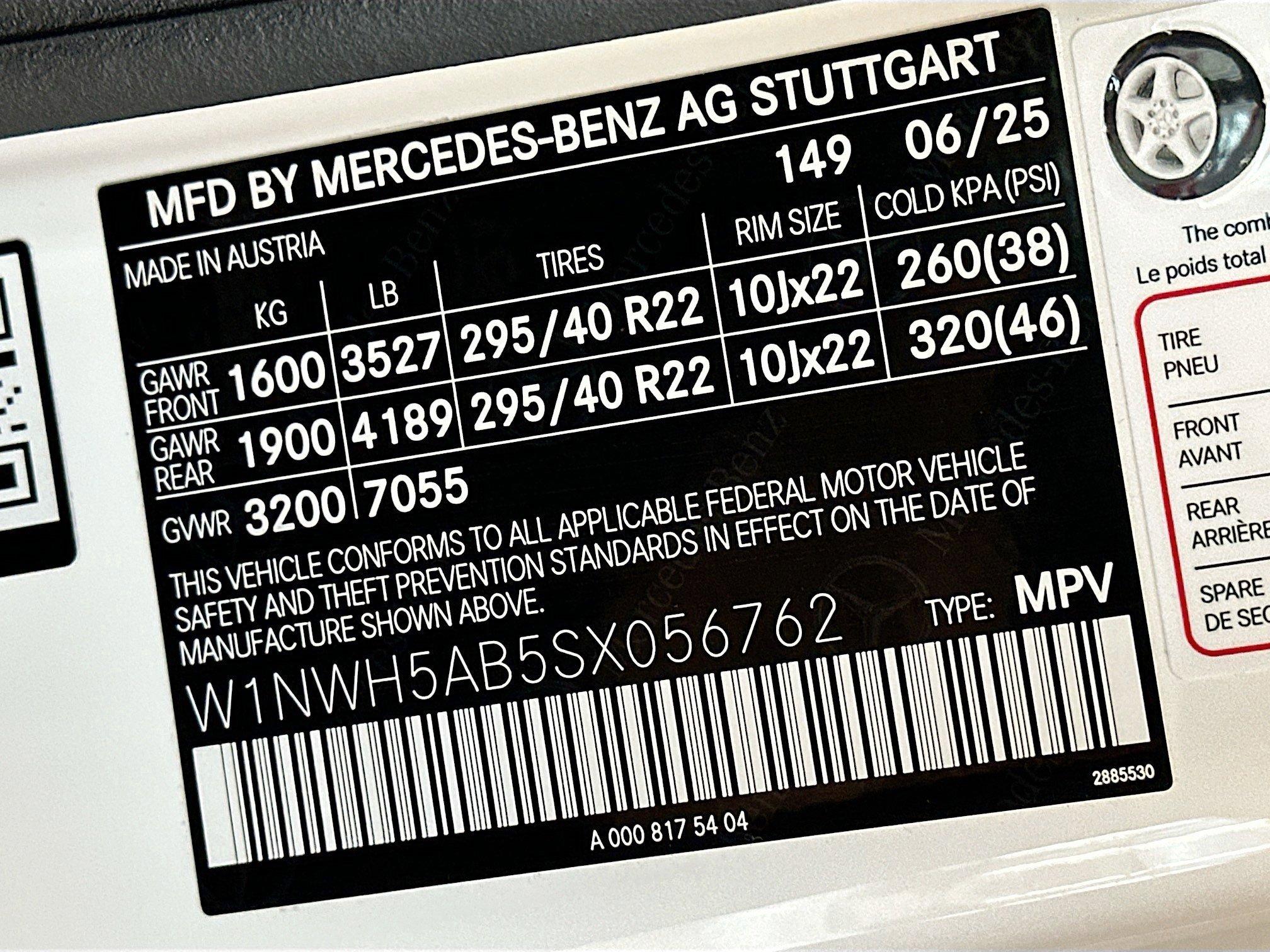 Certified 2025 Mercedes-Benz G 63 AMG 4MATIC image 43