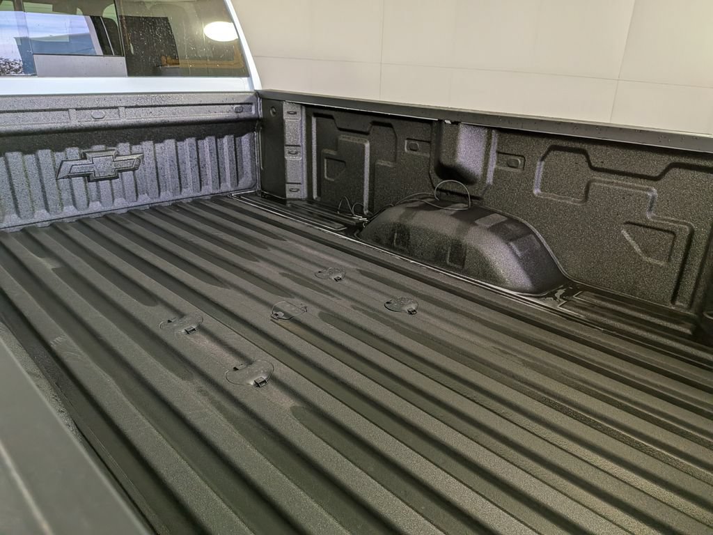New 2026 Chevrolet Silverado 3500 High Country w/ High Country Premium Package AWD/4WD image 11