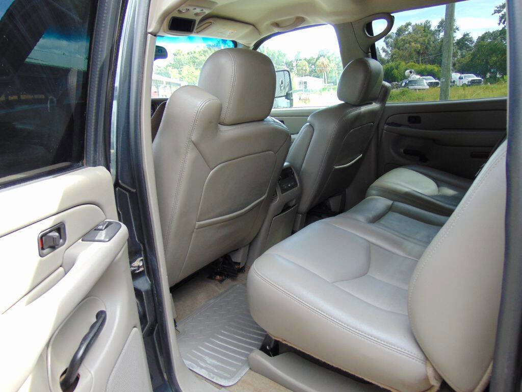 Used 2005 Chevrolet Silverado 2500 LS w/ Heavy-Duty Power Package image 18