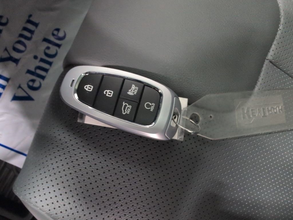 Certified 2023 Hyundai Santa Fe SEL w/ Premium Package AWD/4WD image 30
