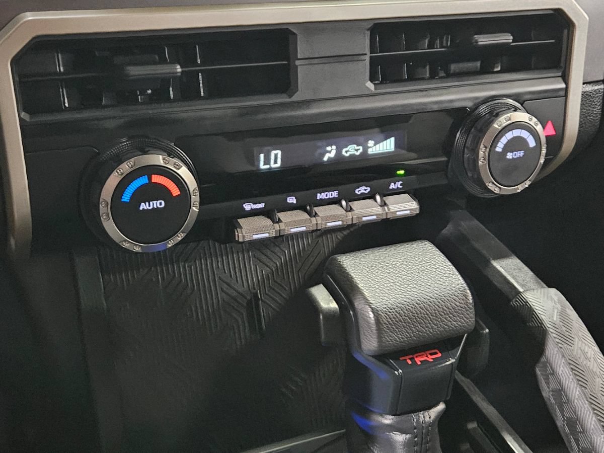 Used 2024 Toyota Tacoma TRD Sport RWD image 33