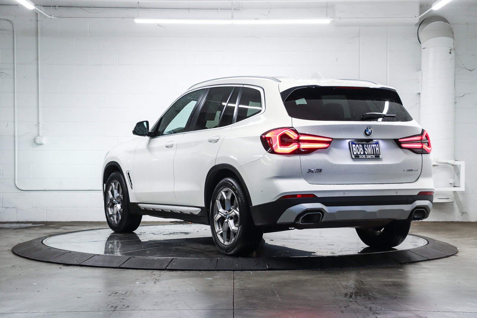 Certified 2023 BMW X3 sDrive30i w/ Premium Package RWD image 4