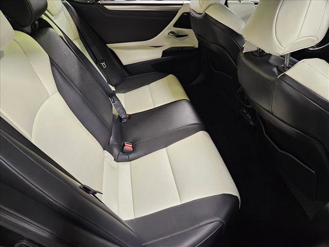 Used 2024 Lexus ES 350 F Sport image 19