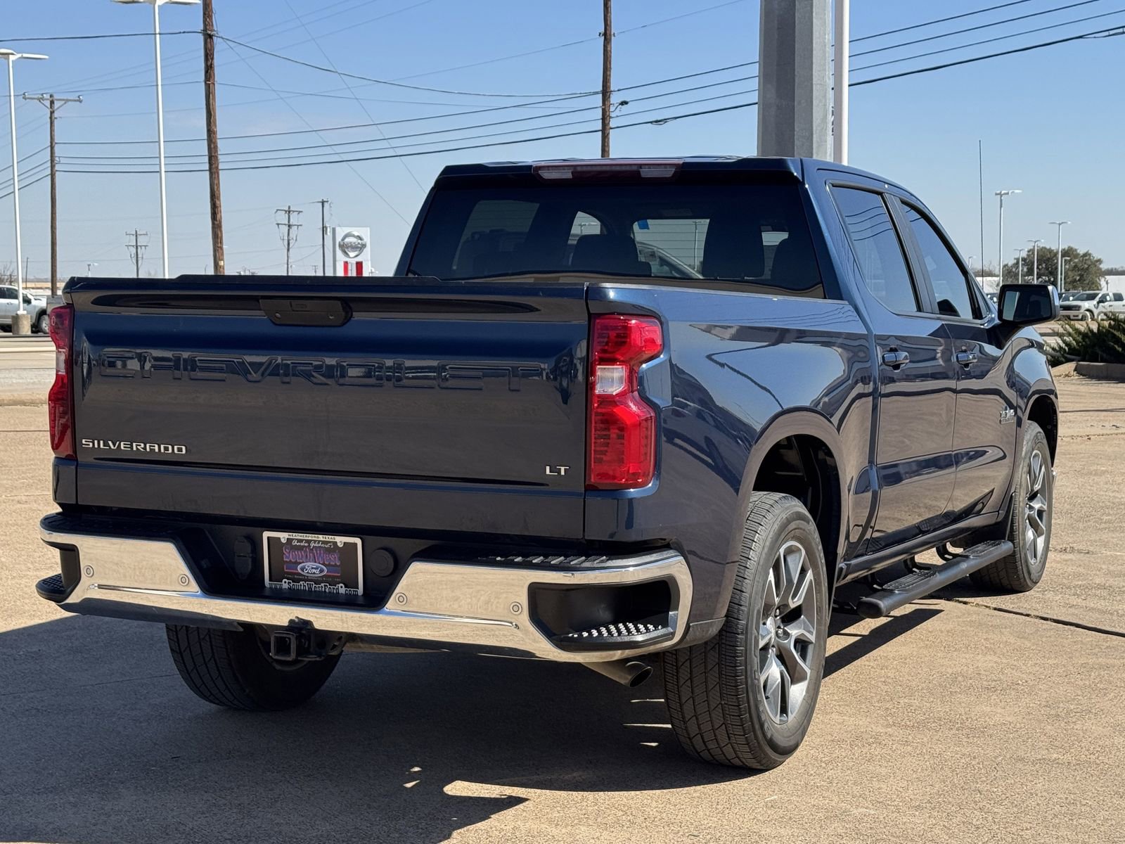 Used 2020 Chevrolet Silverado 1500 LT w/ Texas Edition image 4