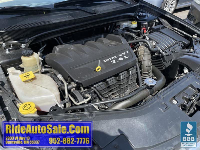 Used 2013 Chrysler 200 Touring FWD image 28