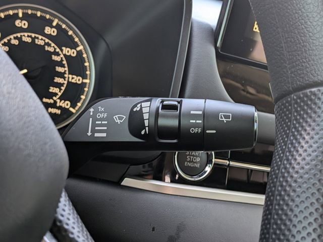 Used 2025 Mitsubishi Outlander ES image 30