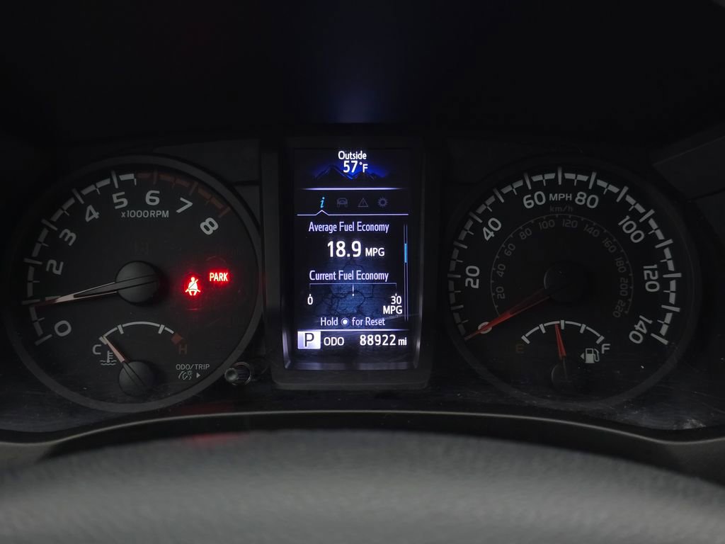 Used 2018 Toyota Tacoma SR image 26