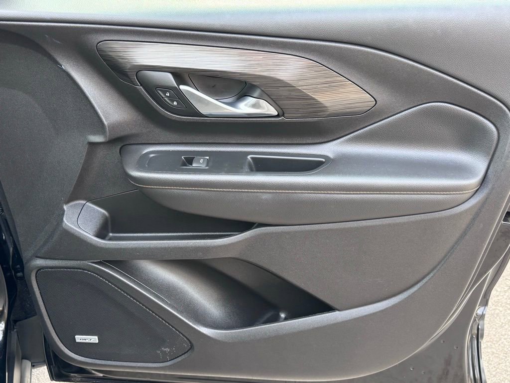 Used 2018 GMC Terrain SLT w/ Preferred Package image 29