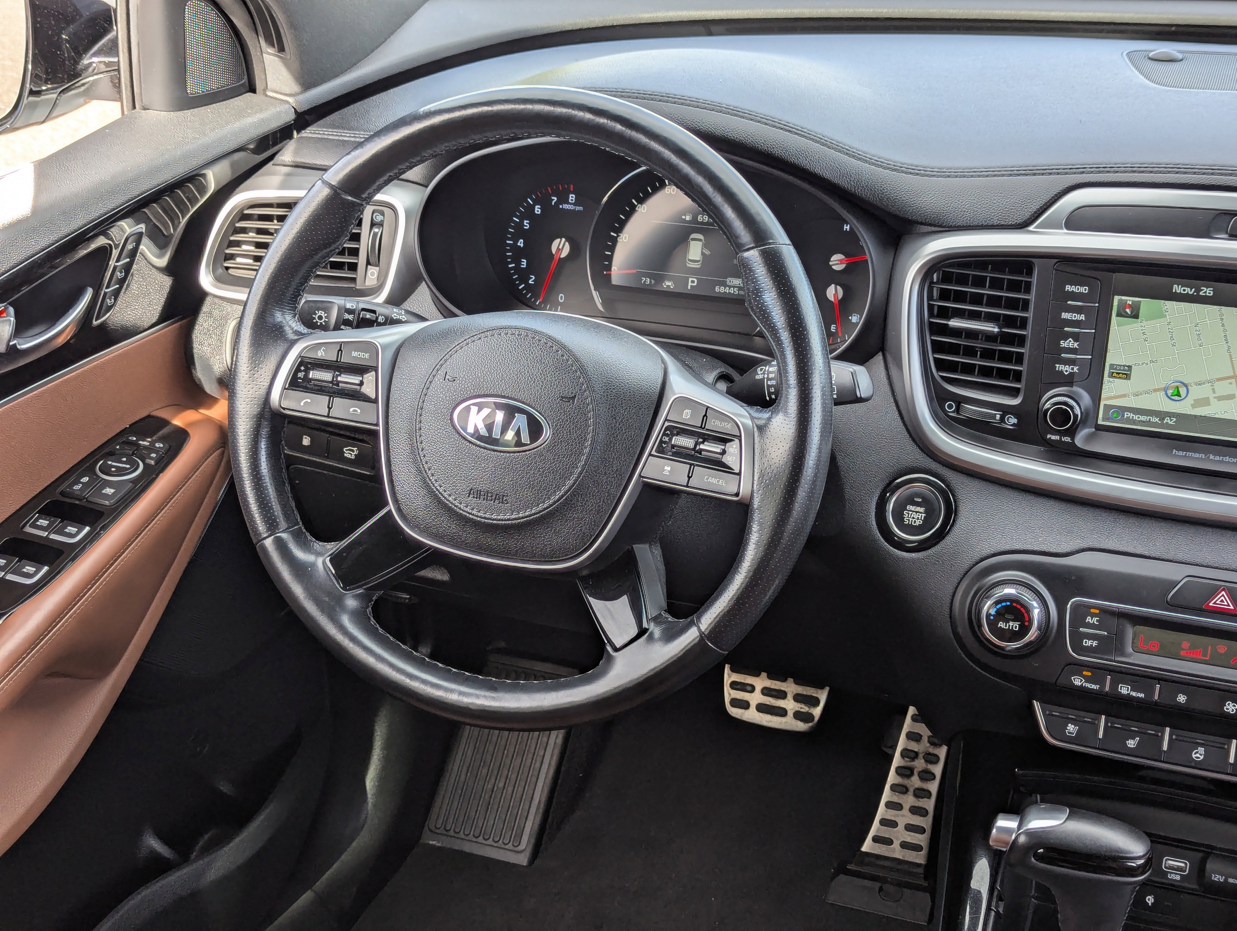 Used 2019 Kia Sorento SX image 17