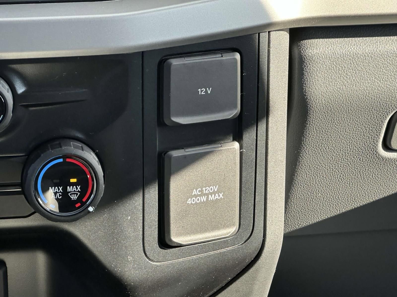 New 2025 Ford F550 4x4 Crew Cab Super Duty image 15