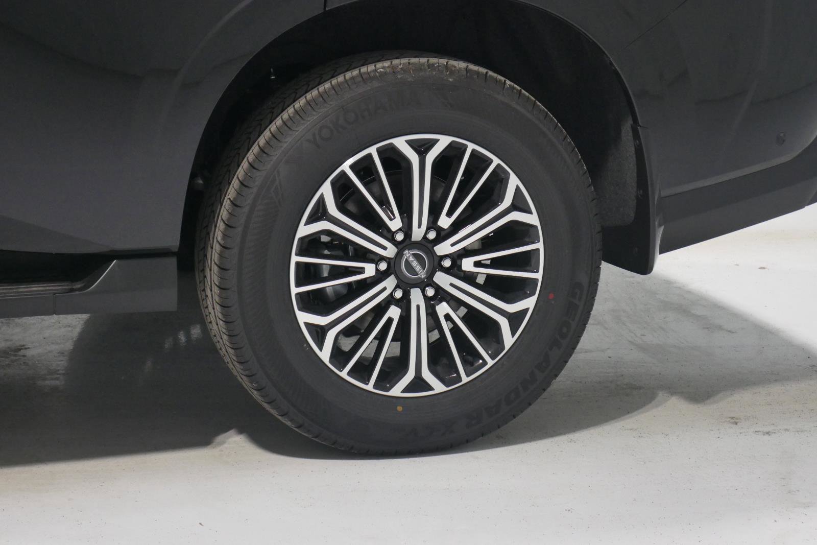 New 2026 Nissan Armada SL image 27