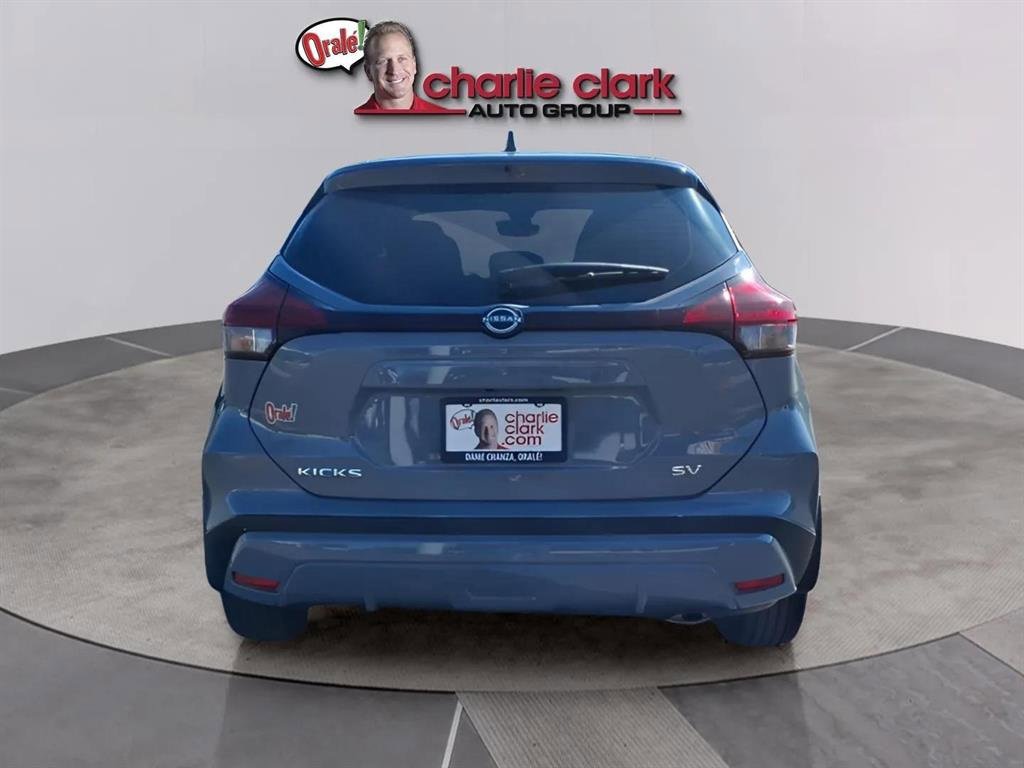 Used 2024 Nissan Kicks SV image 4