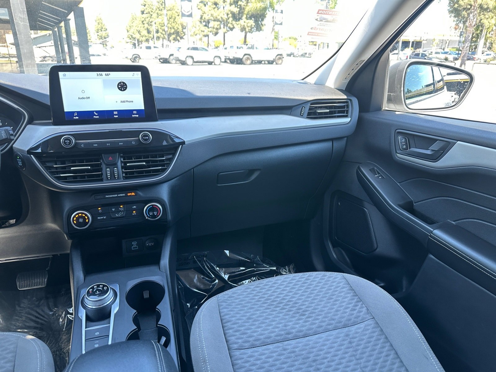 Used 2022 Ford Escape SE image 22