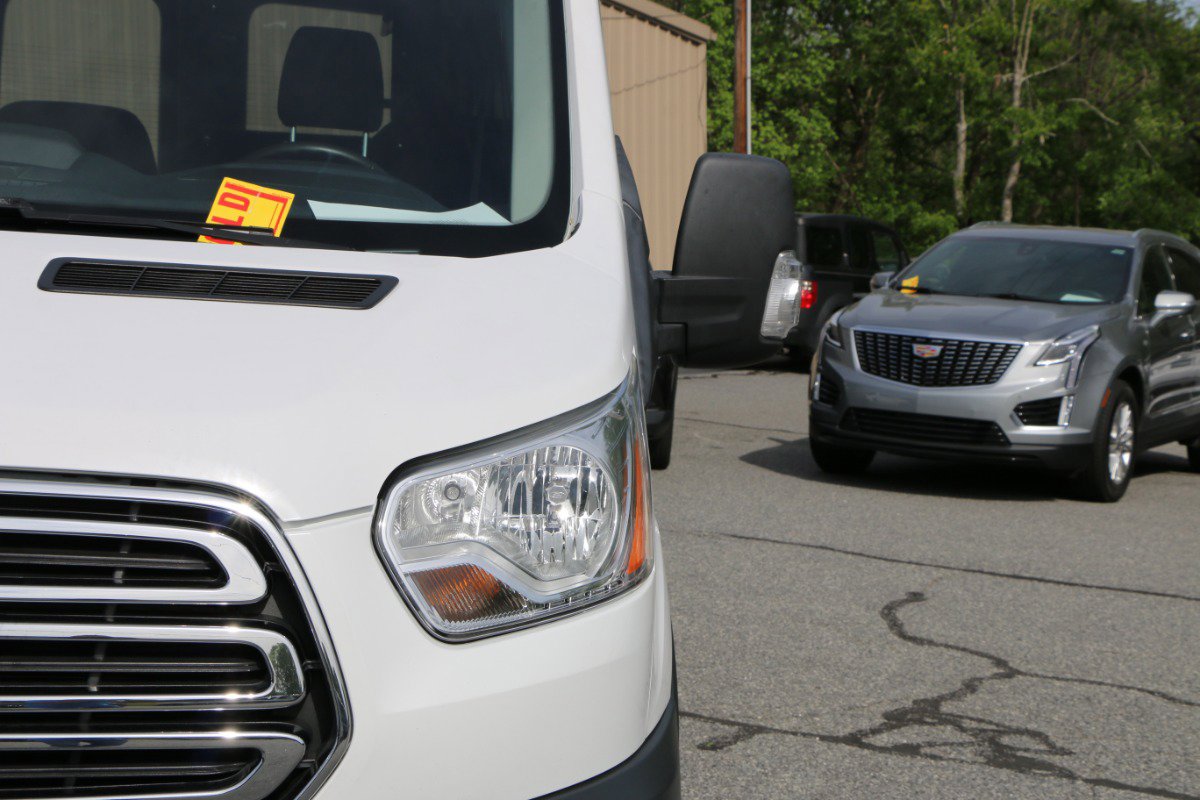 Used 2018 Ford Transit 150 XLT RWD image 12