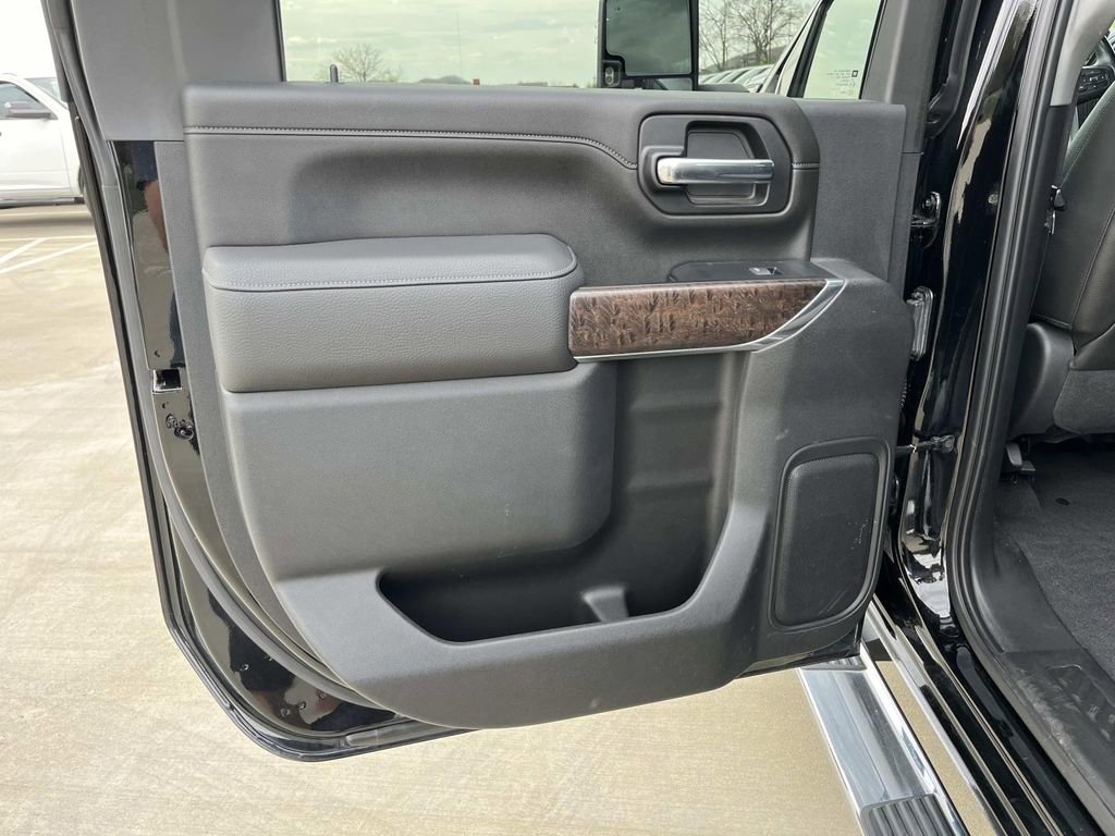 Used 2020 GMC Sierra 2500 Denali w/ Technology Package image 17