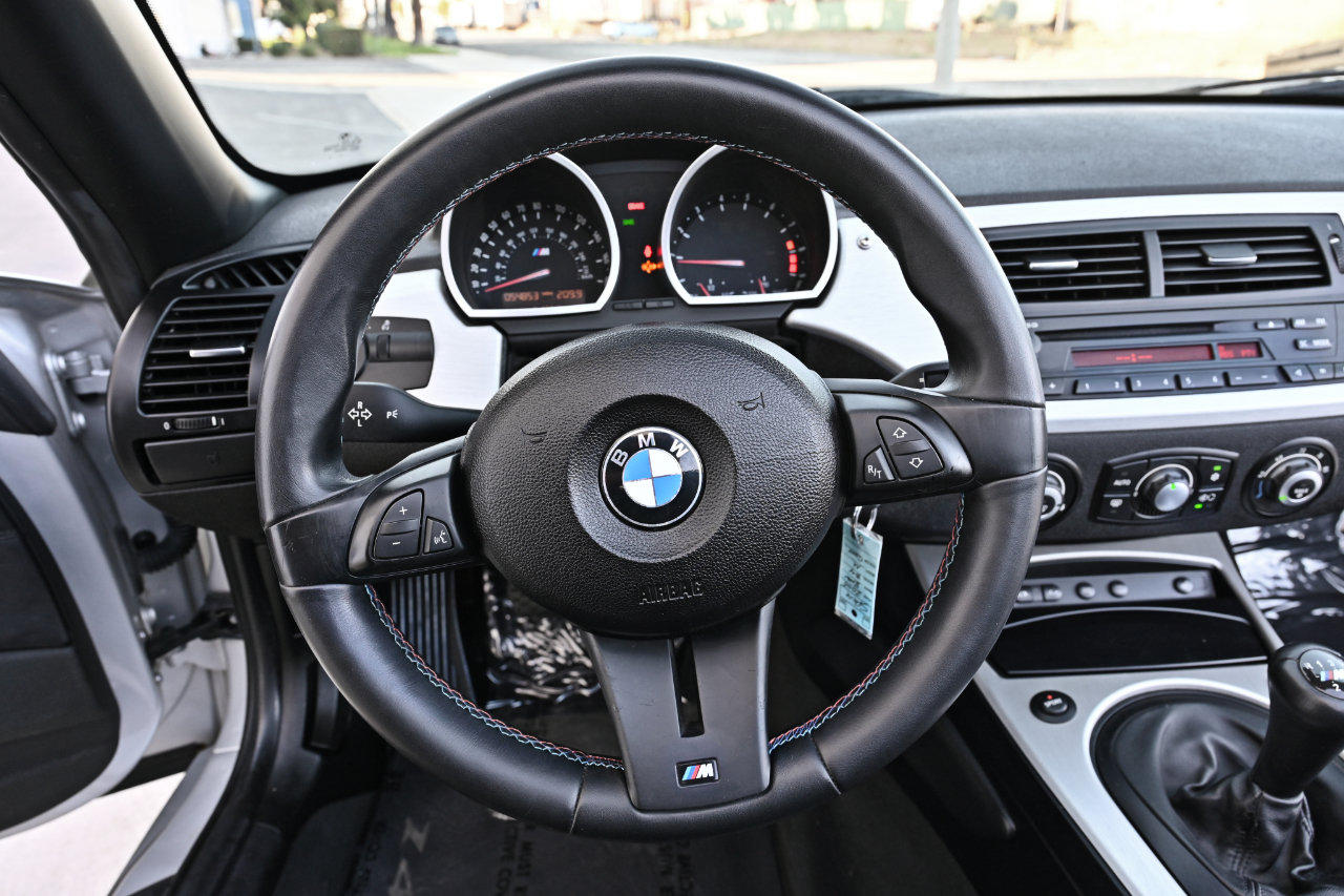 Used 2006 BMW M Roadster RWD image 23