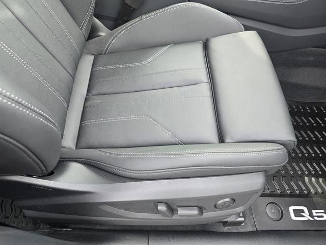 New 2025 Audi Q5 2.0T Premium Plus AWD/4WD image 18