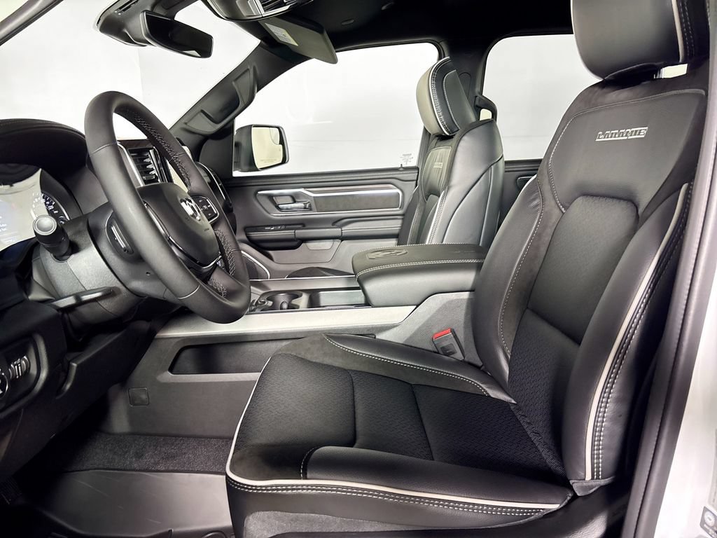 New 2026 RAM 1500 Laramie AWD/4WD image 11