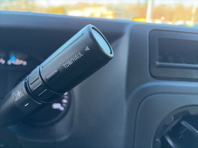 Used 2024 Ford E-450 and Econoline 450 Super Duty w/ Power Windows & Locks Group image 23