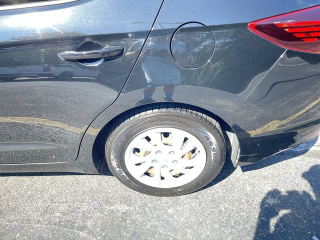 Used 2019 Hyundai Elantra SE w/ Cargo Package FWD image 29