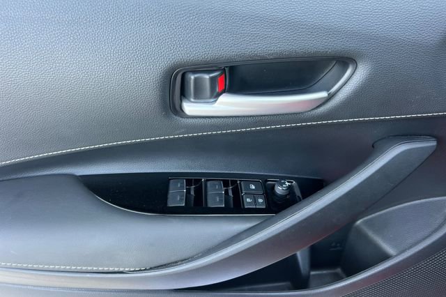 Used 2024 Toyota Corolla SE w/ SE Package image 11