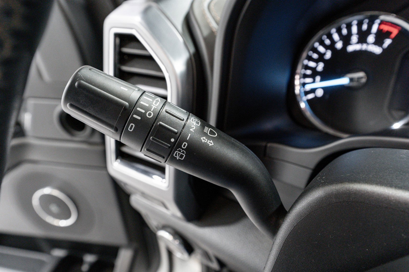 Used 2020 Ford Expedition Platinum image 31