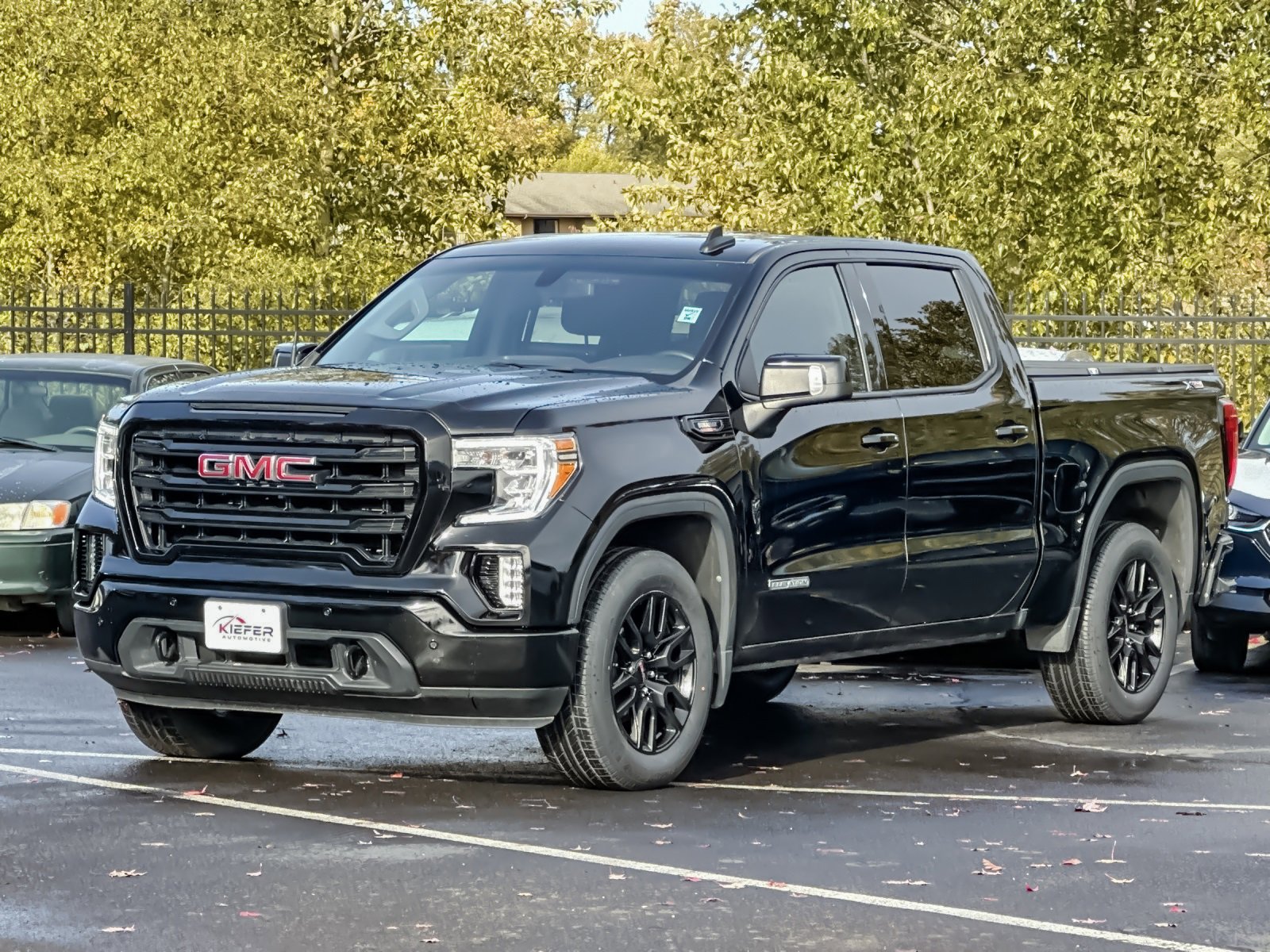 Used 2022 GMC Sierra 1500 Elevation w/ Driver Alert Package I image 8