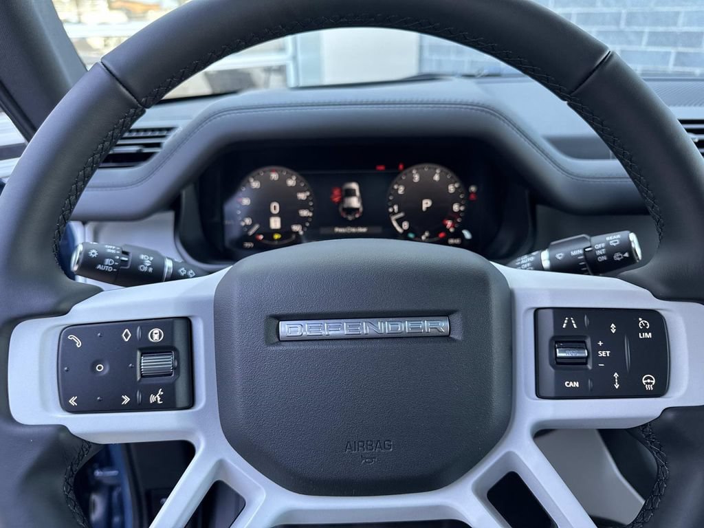 New 2026 Land Rover Defender 110 X-Dynamic SE AWD/4WD image 28