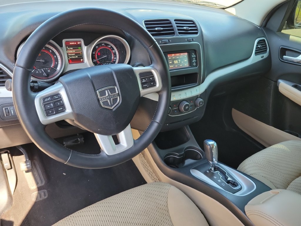 Used 2017 Dodge Journey SE w/ Comfort/Convenience Group AWD/4WD image 14