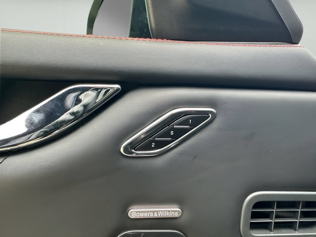 Used 2021 Maserati Quattroporte S GranSport RWD image 14