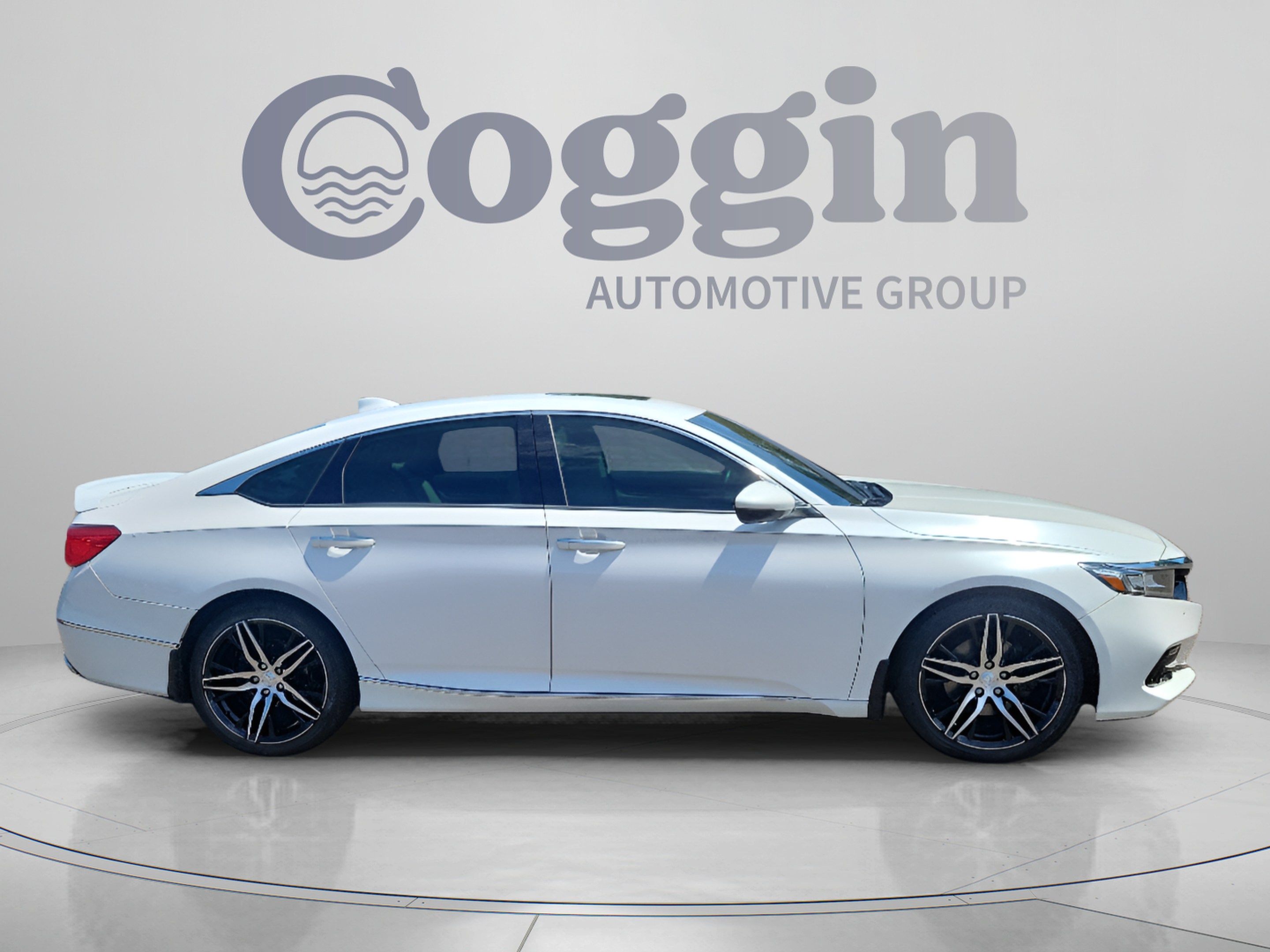 Used 2022 Honda Accord Touring image 6