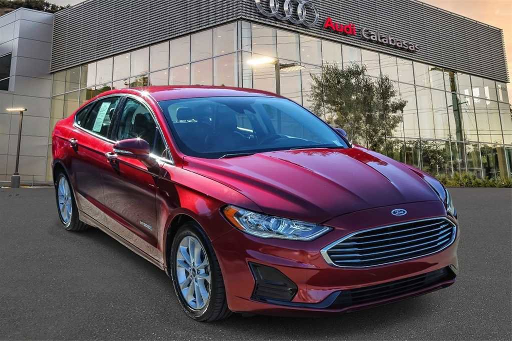 Used 2019 Ford Fusion SEL image 5