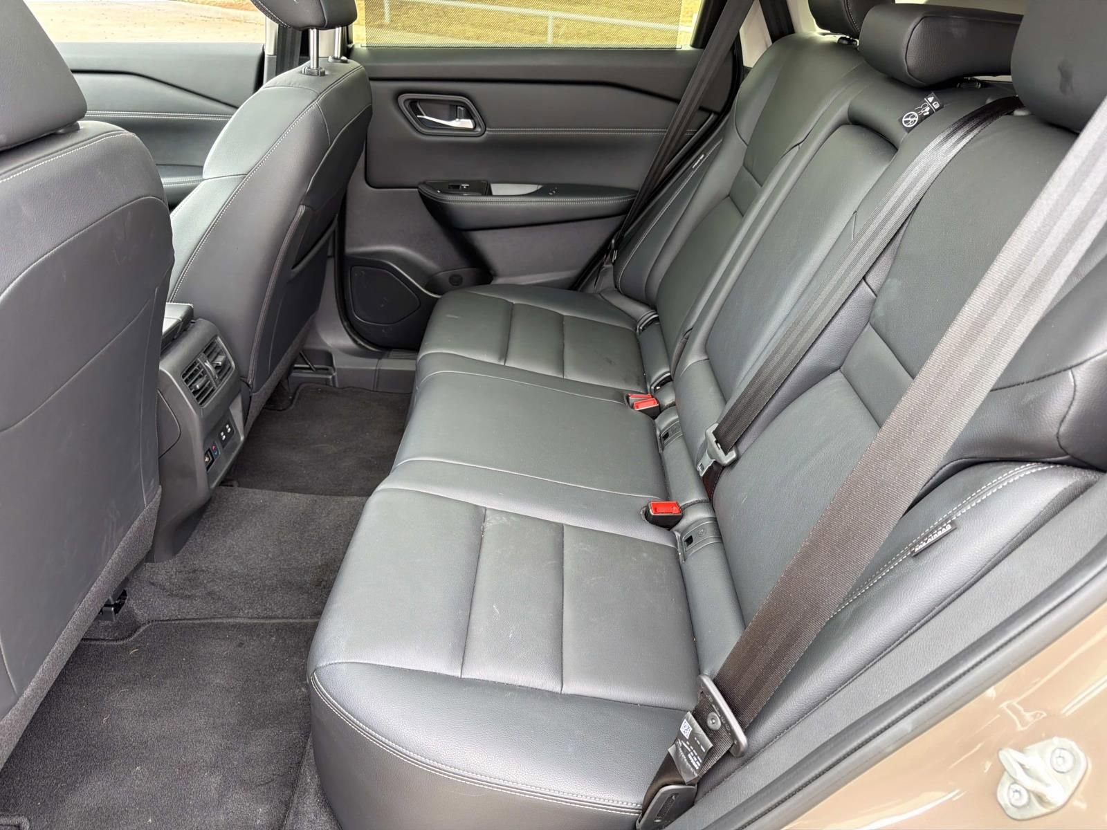 Certified 2025 Nissan Rogue SL w/ SL Premium Package image 20