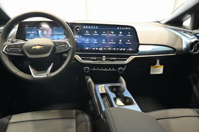 New 2026 Chevrolet Equinox EV LT w/ Convenience Package II image 12