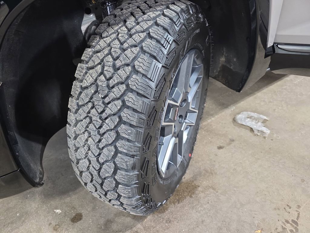 New 2026 GMC Terrain AT4 w/ Convenience Package III image 30