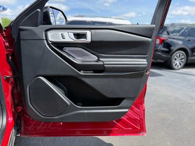Used 2020 Ford Explorer ST w/ Premium Technology Package AWD/4WD image 15