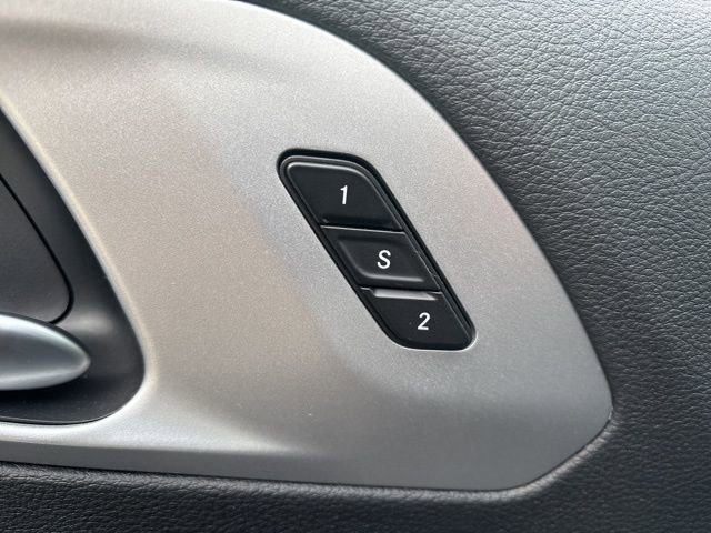 Used 2024 Chrysler Pacifica Touring-L w/ S Appearance Package image 15