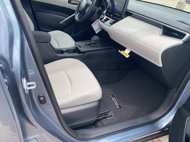 Certified 2026 Toyota Corolla Cross LE w/ Moonroof Package FWD image 30