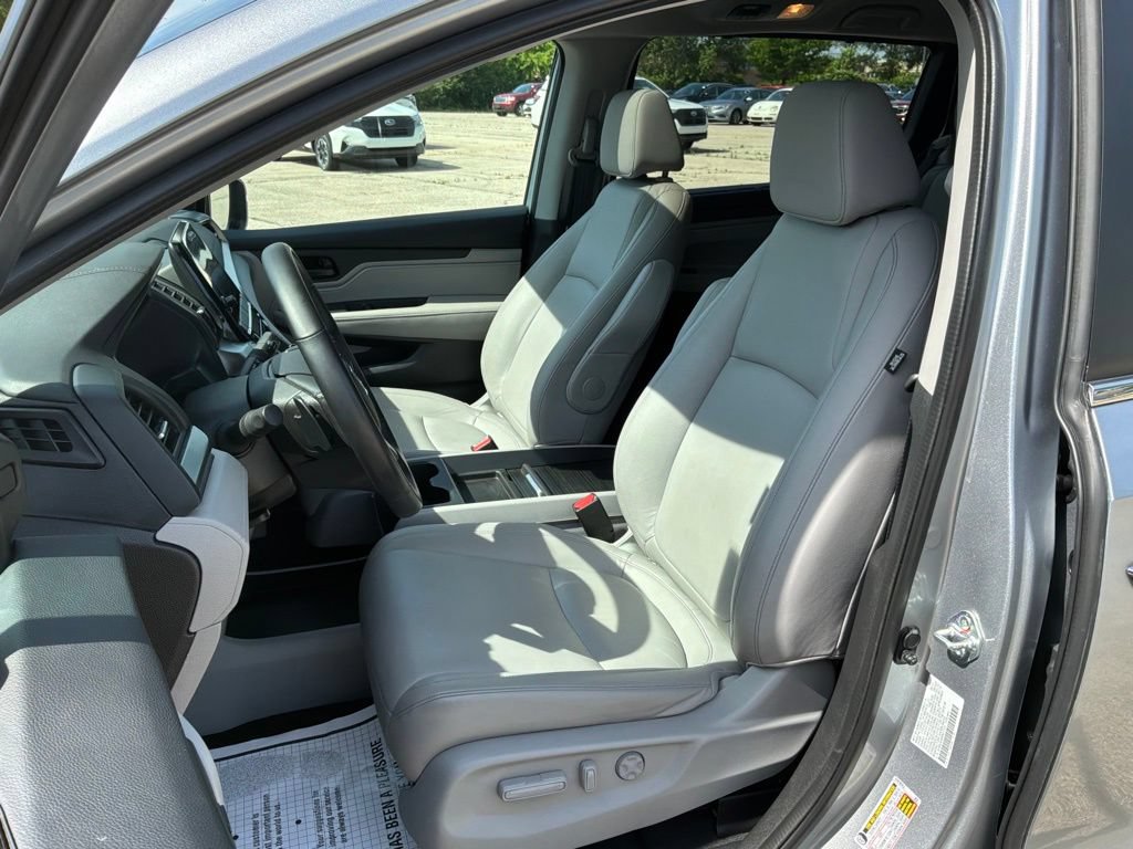 Used 2023 Honda Odyssey EX-L image 10