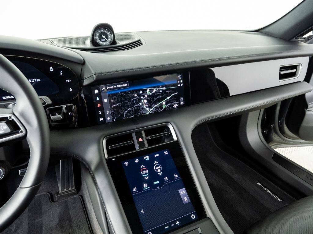 Certified 2025 Porsche Taycan AWD/4WD image 13