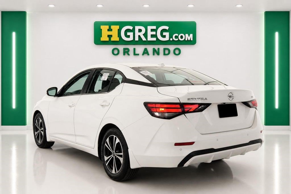 Used 2021 Nissan Sentra SV FWD image 2