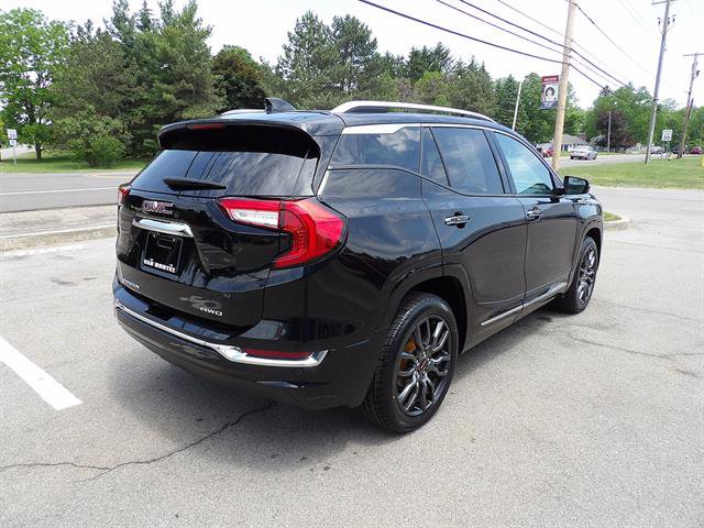 Certified 2023 GMC Terrain Denali w/ Black Diamond Edition AWD/4WD image 5