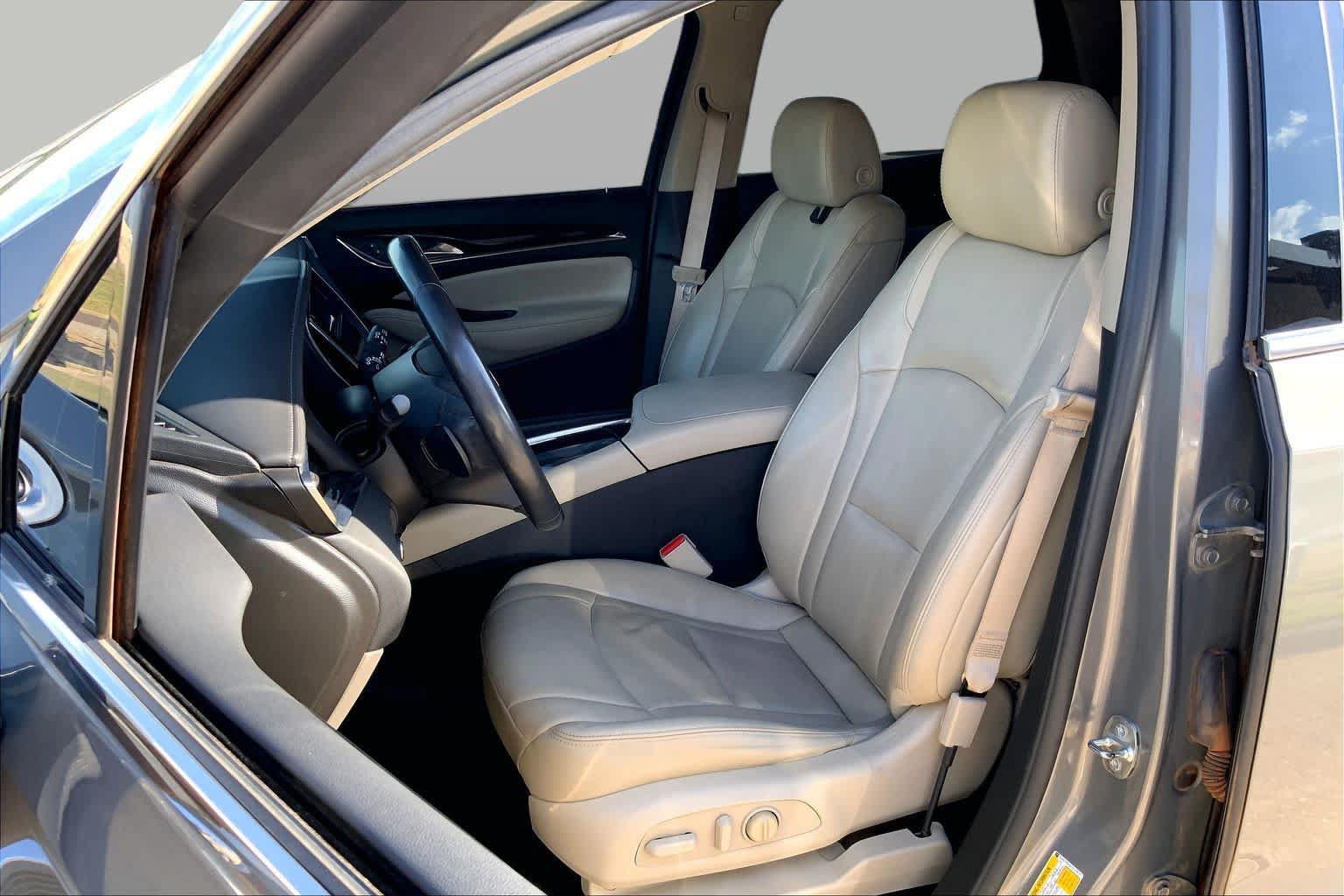 Used 2019 Buick Enclave Premium w/ Experience Buick Package AWD/4WD image 8