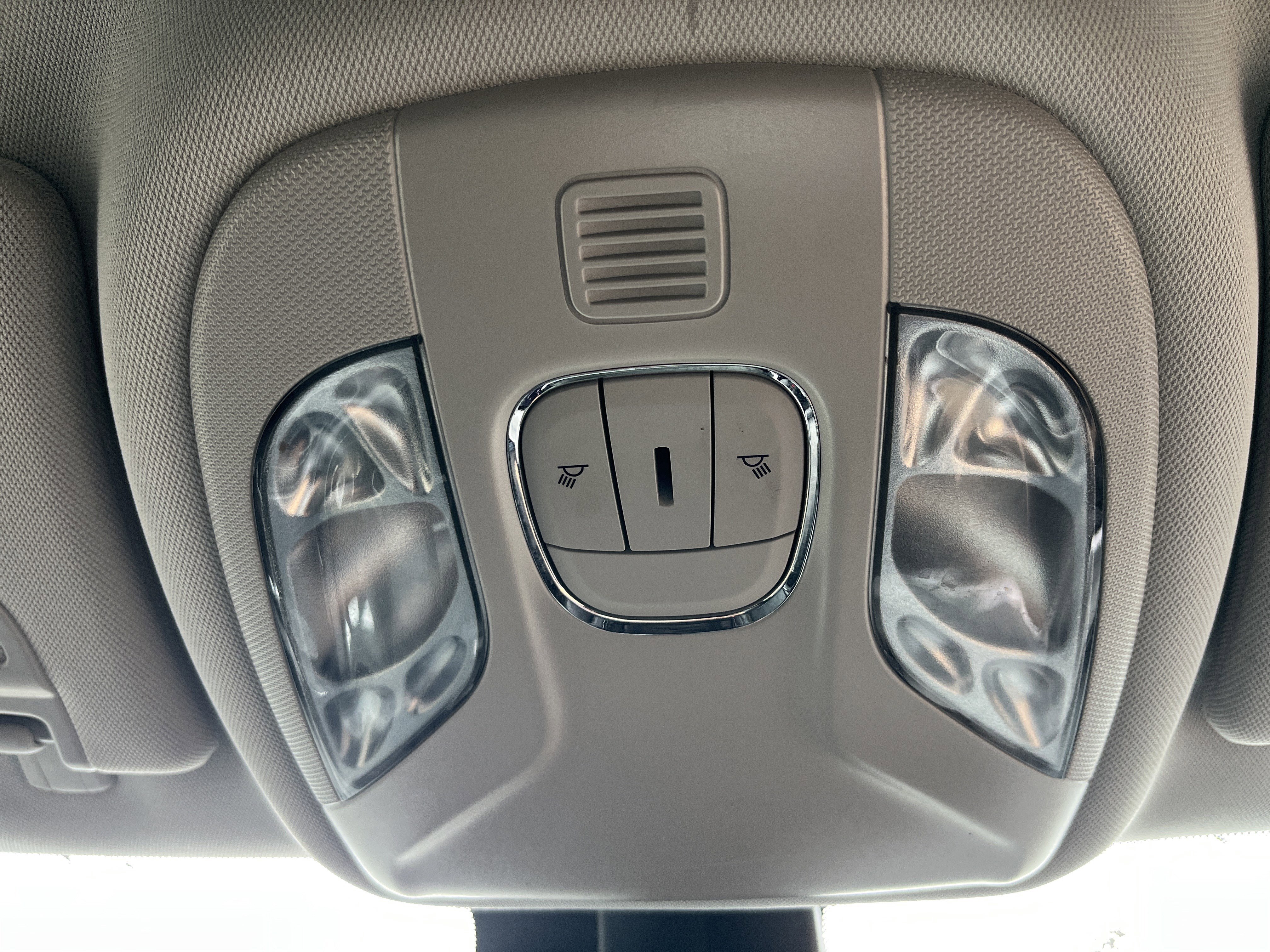 Used 2022 Jeep Compass Limited image 22