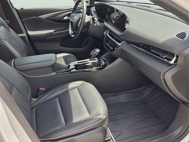 Used 2025 Buick Envista Avenir FWD image 18